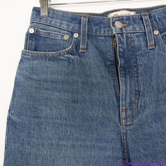 Madewell Classic Straight Jeans in Corson‎ Wash, 25 - Picture 9 of 16